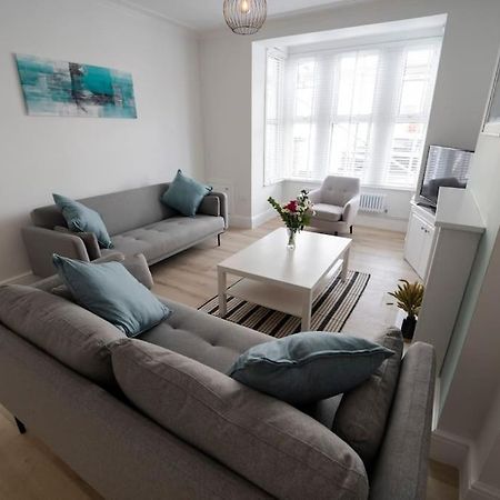 Spacious Holiday Home In Porthcawl Kültér fotó